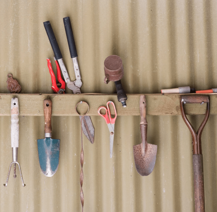 4 Common Tools With a Hidden Second Function Most People Never Use 4 Common Tools With a Hidden Second Function Most People Never Use